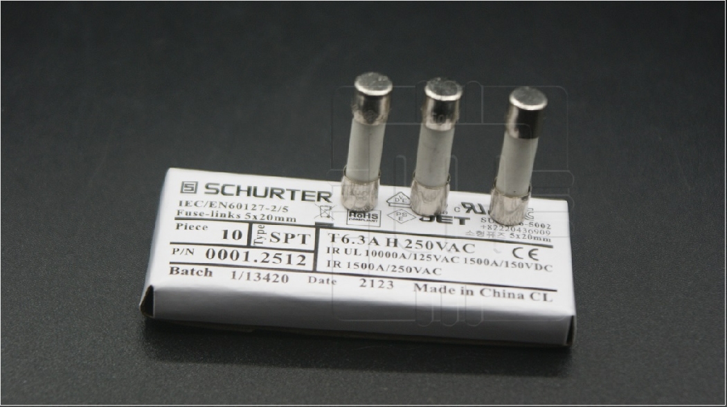 0001.2512            Fusible cerámica, retardado, 6.3A, 250VCA, 5x20mm, Marca: Schurter