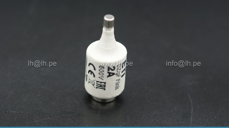 002312101                 Fusible tipo botella de cerámica; 2A; 500VAC; 500VDC; rápido; DII, ETI