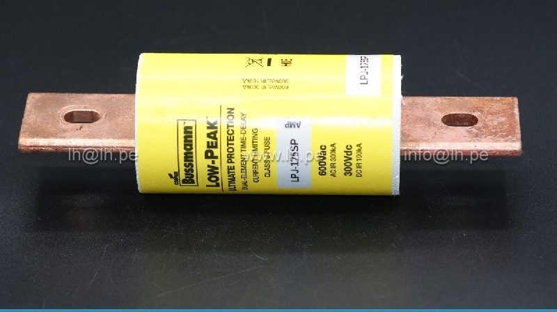 LPJ-175SP                  Fusibles Low-Peak  LPJ, Clase J, 175A, 600VAC / 300 VDC; Marca: Eaton Bussmann