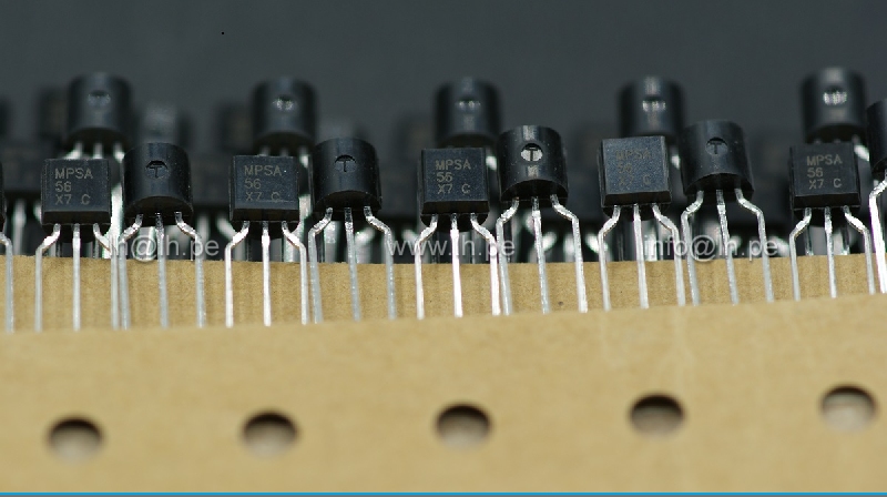 MPSA56                 Transistor PNP, bipolar, 80V, 0.5A, Marca Diotec