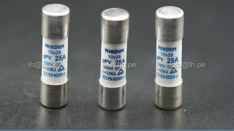5203825                 Fusible tipo cartucho 10x38mm, 25A, 1000VDC, gPV, Marca: Nikdim Ltd