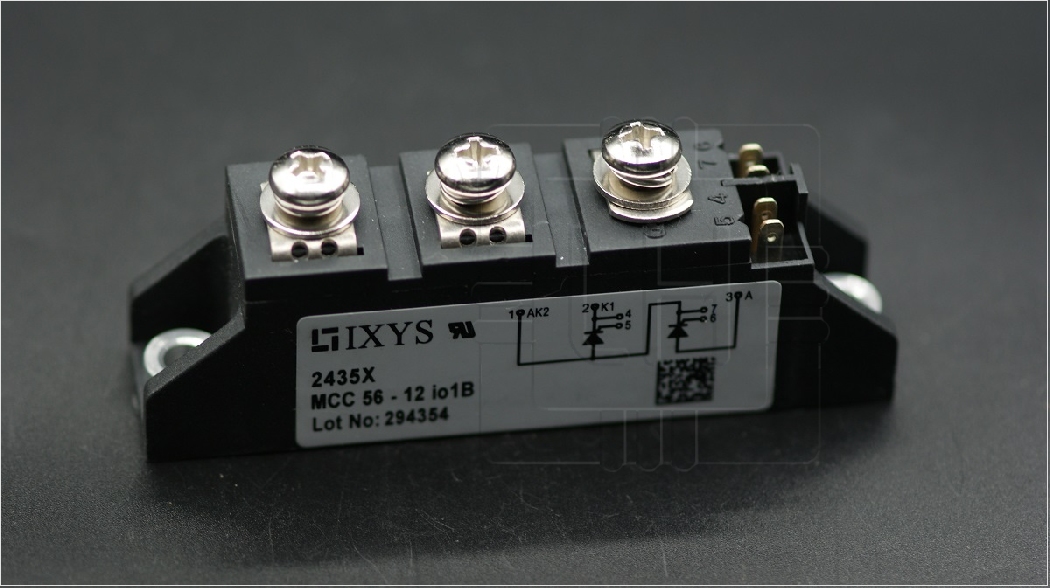MCC56-12IO1B                  Módulo Thyristor & Thyristor 56Amps, 1600V, Marca: IXYS.