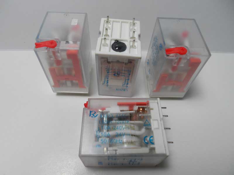 LB2HN-12ATP        Relé electromagnético, DPDT, inductor 12VCA, 8 pines, 10A/240VAC