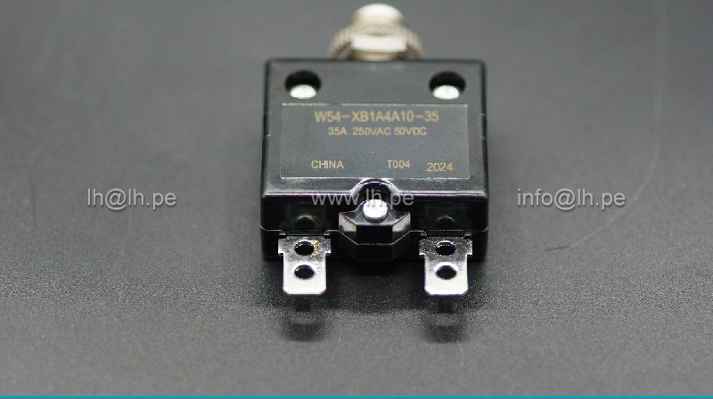 W54-XB1A4A10-35                  Interruptor magnetotérmico 250VAC, 50VDC, 35A, SPST-NC, Marca TE