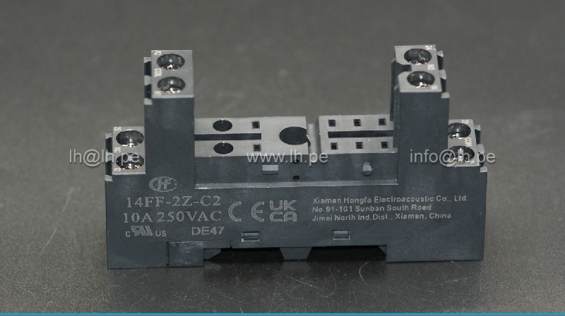 14FF-2Z-C2               Base rele de 8 Pines, 10A, 250VAC, DIN, Marca Hongfa