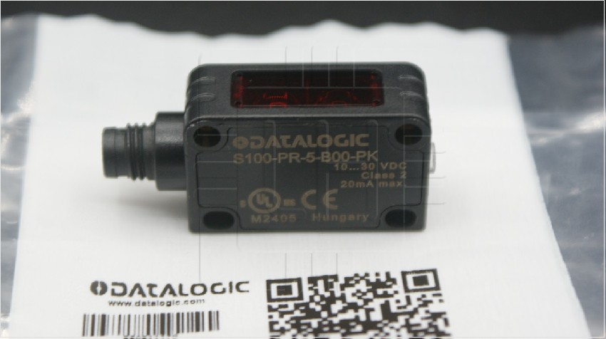 S100-PR-5-B00-PK            Sensor fotoeléctrico, polarizado, Retro reflexivo, PNP, M8 QD, serie S100; Marca: Datalogec 