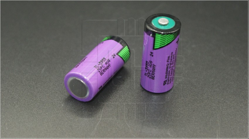 TL-5955              Batería lithium 3.6V, 1600mAh, tamaño 2/3AA, 14.7x33.5mm, -55÷85°C, Marca: Tadiran