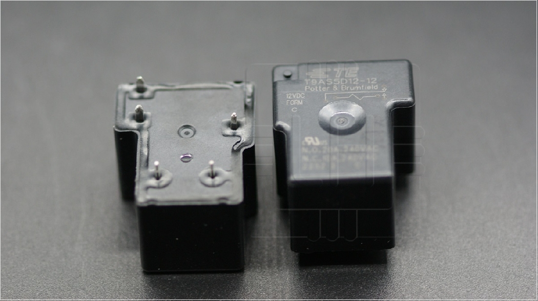 3-1393210-3 T9AS5D12-12                    Relay: electromagnetic; SPDT; bobina 12VDC; 20A; Ucoil min: 9VDC; 5 PIN; Marca: TE