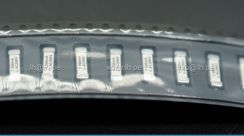 3403.0163.24                 Fusible miniatura 500mA, 250VAC, retardado, 3x10mm, marca SCHURTER