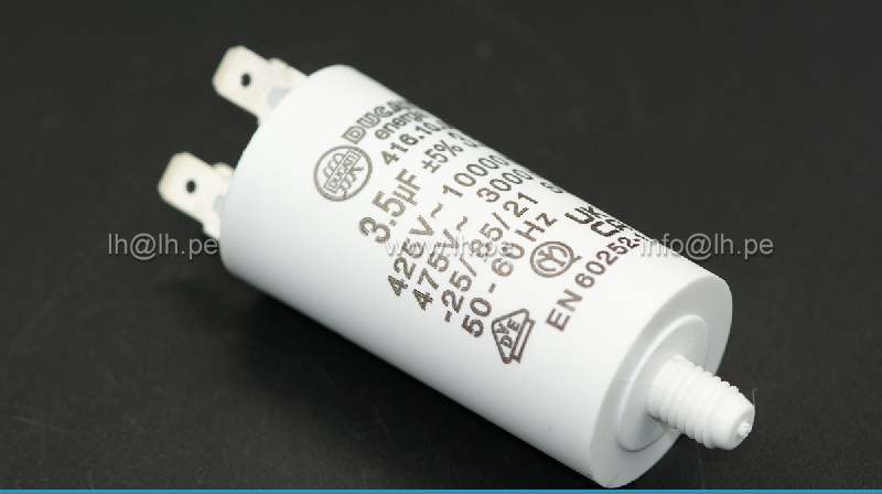 416100564                    Condensador para motor de trabajo 3.5uF, 425VCA, Marca Ducati