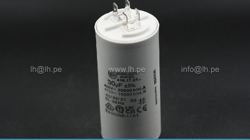 416172160                     Condensador para motor 30uF, 425/475VAC, 4 pines, marca DUCATI