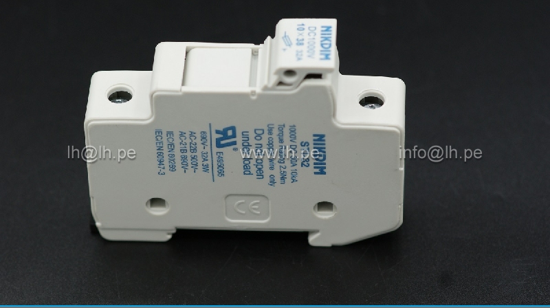 5201038 STI-32                     Base porta fusible UNIPOLAR para fusible 10x38mm, 32A, 1000V,  Riel Din, NIKDIM