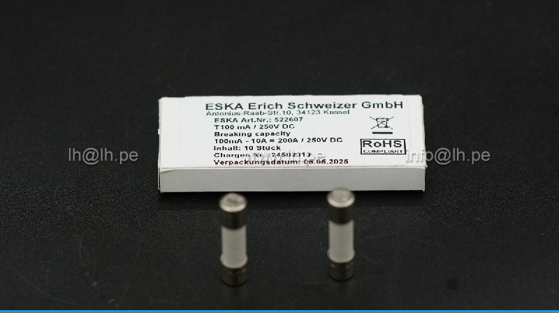 522607                    Fusible tipo cerámica retardo T 100mA; 250VAC, 5x20mm, ESKA
