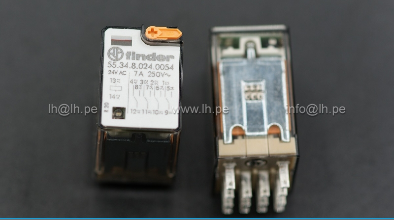 55.34.8.024.0054                 Relay encapsulado 24VAC, 4CO/4PDT, 7A/250VAC, 14 Pines, con LED, Finder