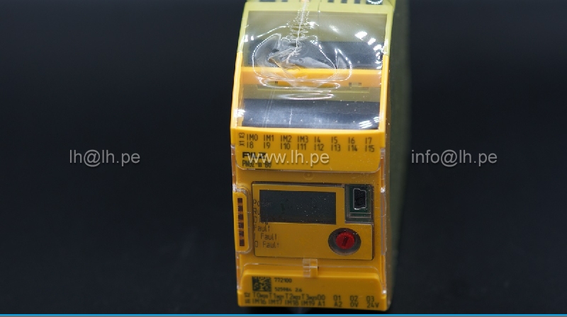 PNOZ m B0 772100                       Módulo de automatización, relé de seguridad, 24VDC, marca PILZ