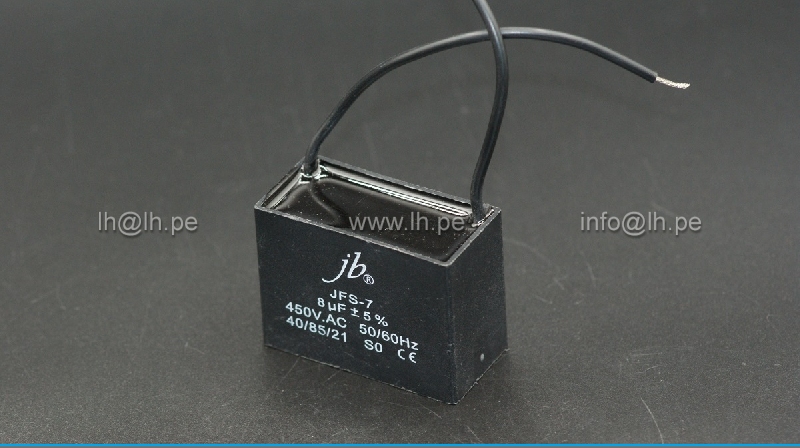 JFS7A6805J000000B                     Condensador: de polipropileno; para motores, de trabajo; 8uF, +/-5%, 450VAC, 50/60Hz, JB Capacitor