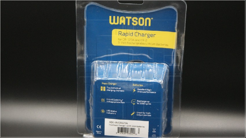 ADC-3VCR123A              Cargador Dual Rápido para CR2, CR123A + 2 baterías CR123A, Watson