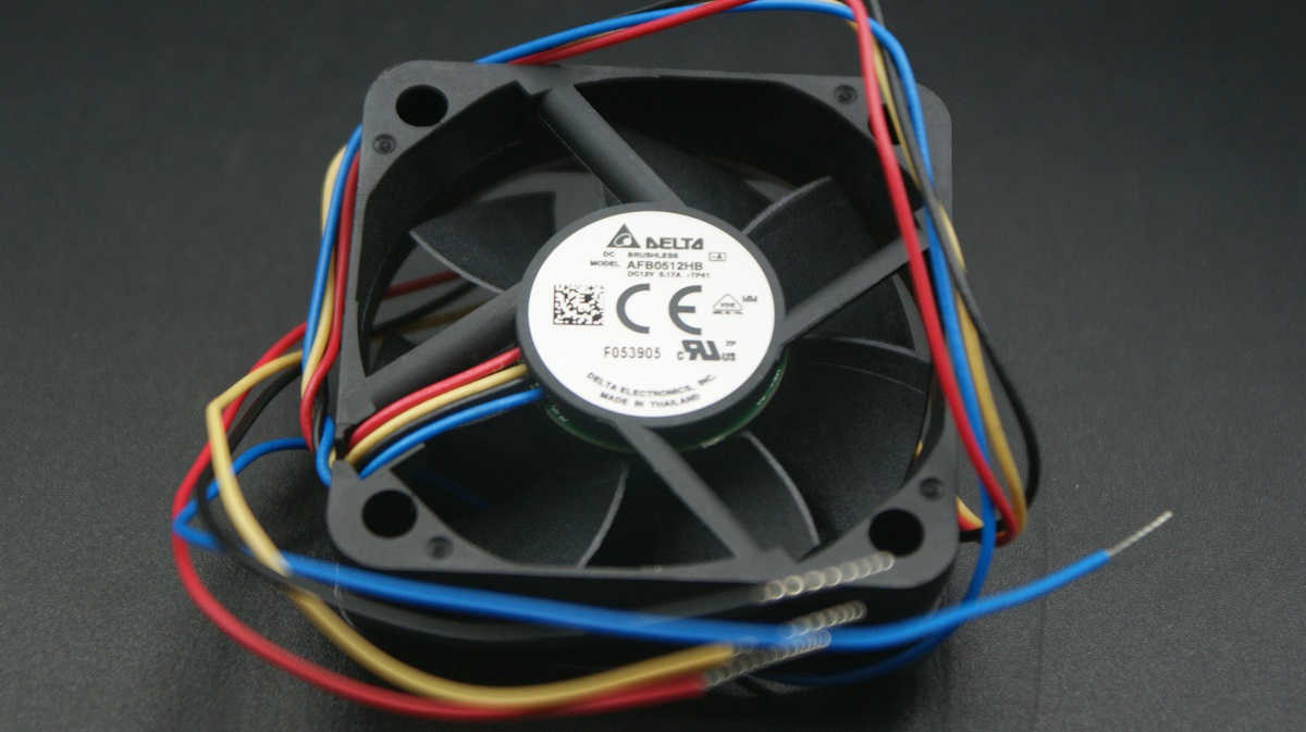 AFB0512HB-TP41                  VENTILADOR AXIAL 50x50x15mm 12VDC, 0.17A;  con 4 cables; Delta 