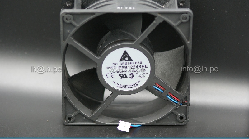 AFB1224SHE-F00                 Ventilador axial DC, 24VDC, 0.66A, 120x120x38, con salida de 3 cables y conector, DELTA