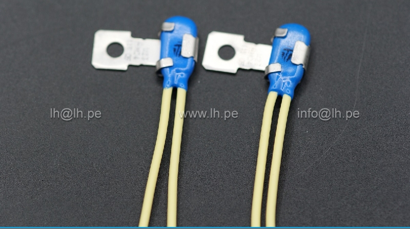 AM04-115 AM04.115.05.60/60-10                   Sensor termostato, NC, Temp open 115°C, Temp close 100°C, marca Tomic