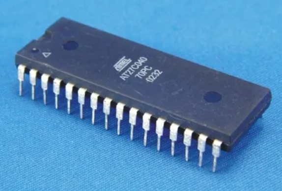 AT27C040-70PU                 EPROM memory; 512kx8bit; 5V; 70ns; DIP32; parallel