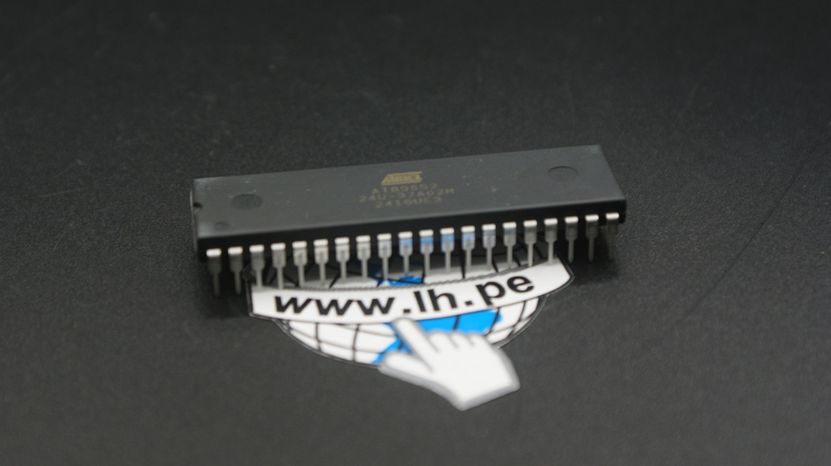 AT89S52-24PU                    Microcontrolador 8051, Flash 8kx8bit, Interfaz UART