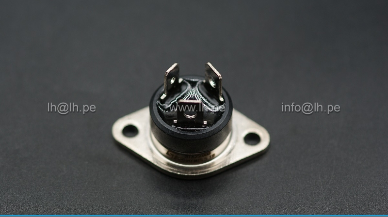 BTA25-600B                  Triac 600V, 25A, RD91, marca ST Microelectronics
