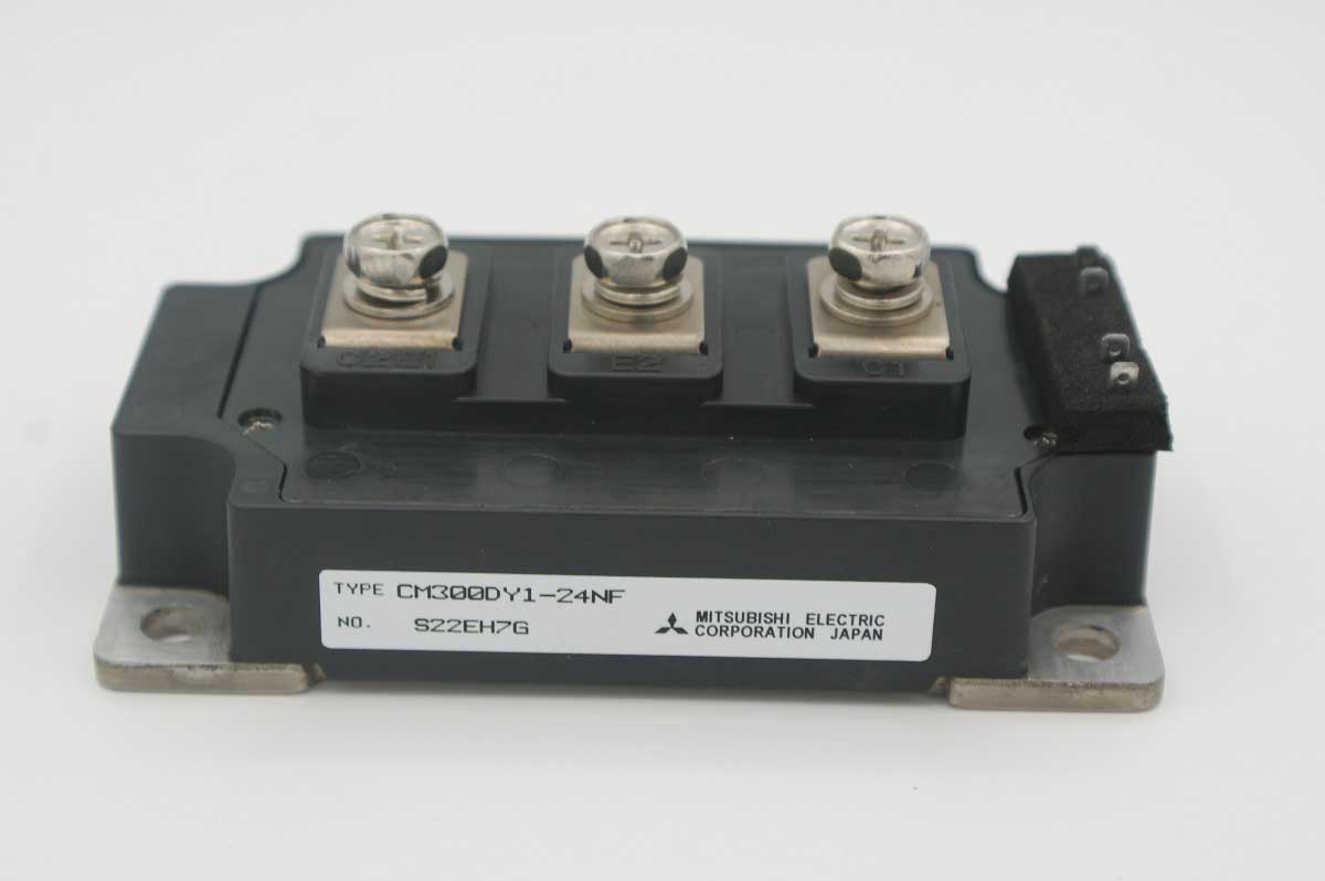 CM300DY1-24NF                   MODULO IGBT 300A, 2400V, HIGH POWER SWITCHING