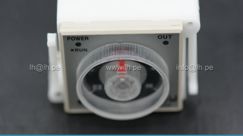 AT8N 0-10M                            TEMPORIZADOR MULTIFUNCION 0-10M, 8 PINES, 48X48MM, MARCA AUTONICS