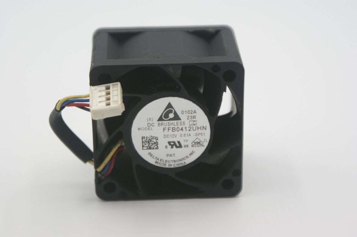 FFB0412UHN-SP51                       Ventilador refrigeración 40x40x28mm; 12VDC; 0.61A; para servidor con 4 cables y conector DELTA