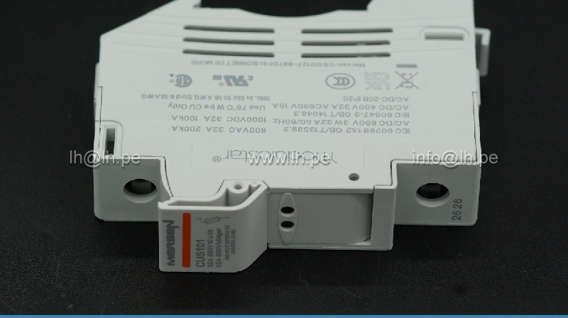 G1062721 CUS101                  Porta Fusible 1 Polar Para ATQR, ATDR, TMR, 32A, 690/800VAC, 1000VDC, 10x38mm, riel DIN, MERSEN