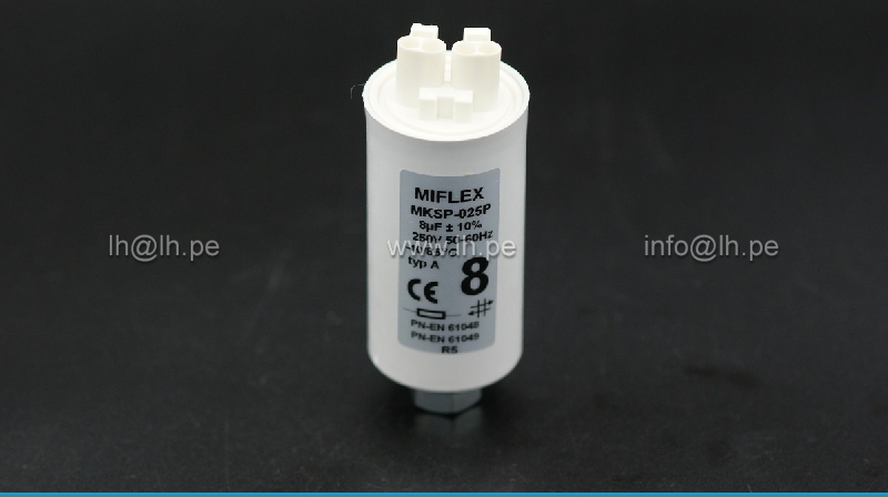 I520U580K-F0Z                    Condensador de polipropileno 8uF, 250VAC, 10%, para lámparas descarga, marca MIFLEX