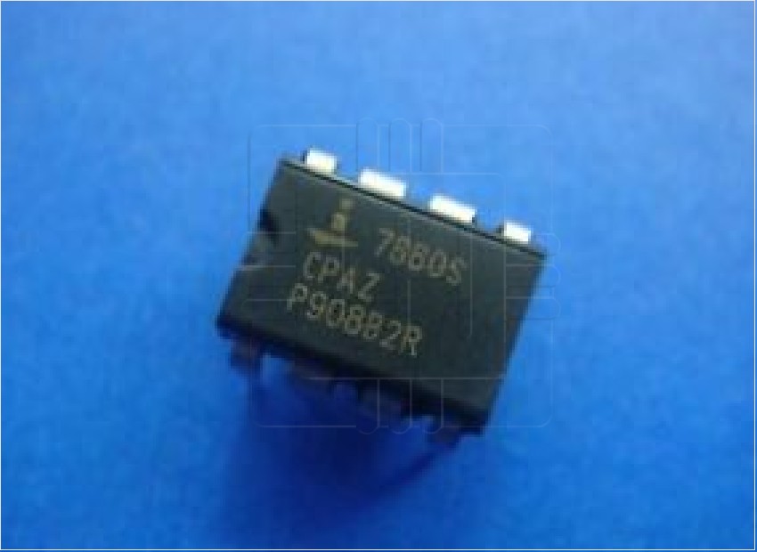 ICL7660SCPAZ         Convertidor DC-DC, 1.5-12V, 10kHz