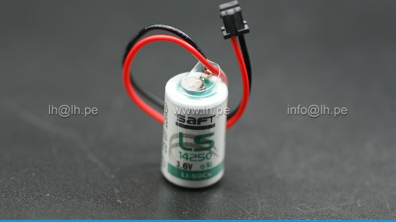 LS14250-C                    Batería lithium para PLC 3.6V, 1200mAh, con cable y conector negro, SAFT