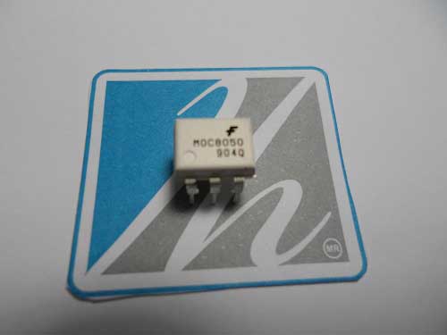 MOC8050  Circuito Integrado Fairchild Semiconductor Transistor O