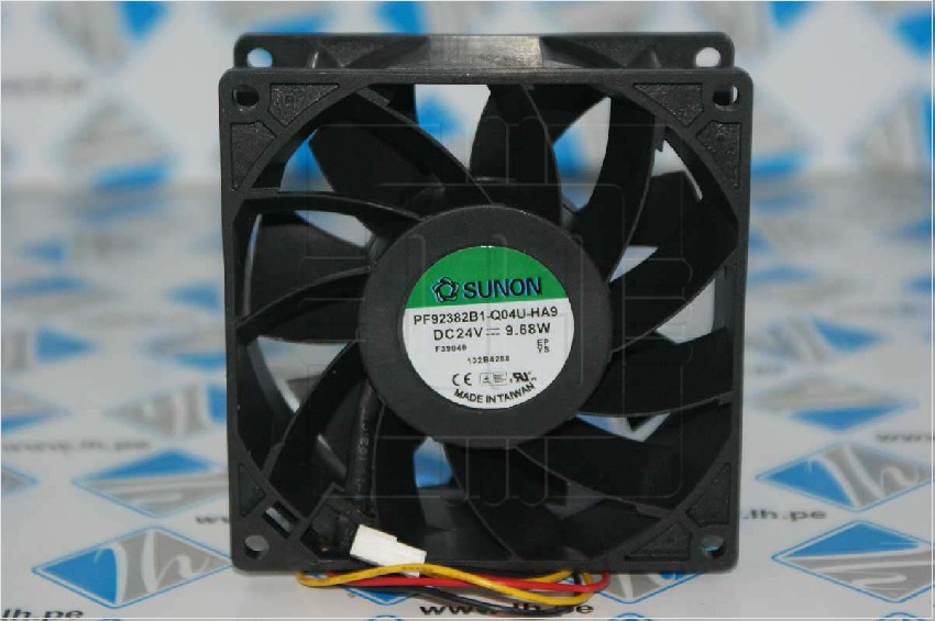 PF92382B1-Q04U-HA9                VENTILADOR 24VDC, 9.68W, 92X92X38MM CON 3 CABLES Y CONECTOR