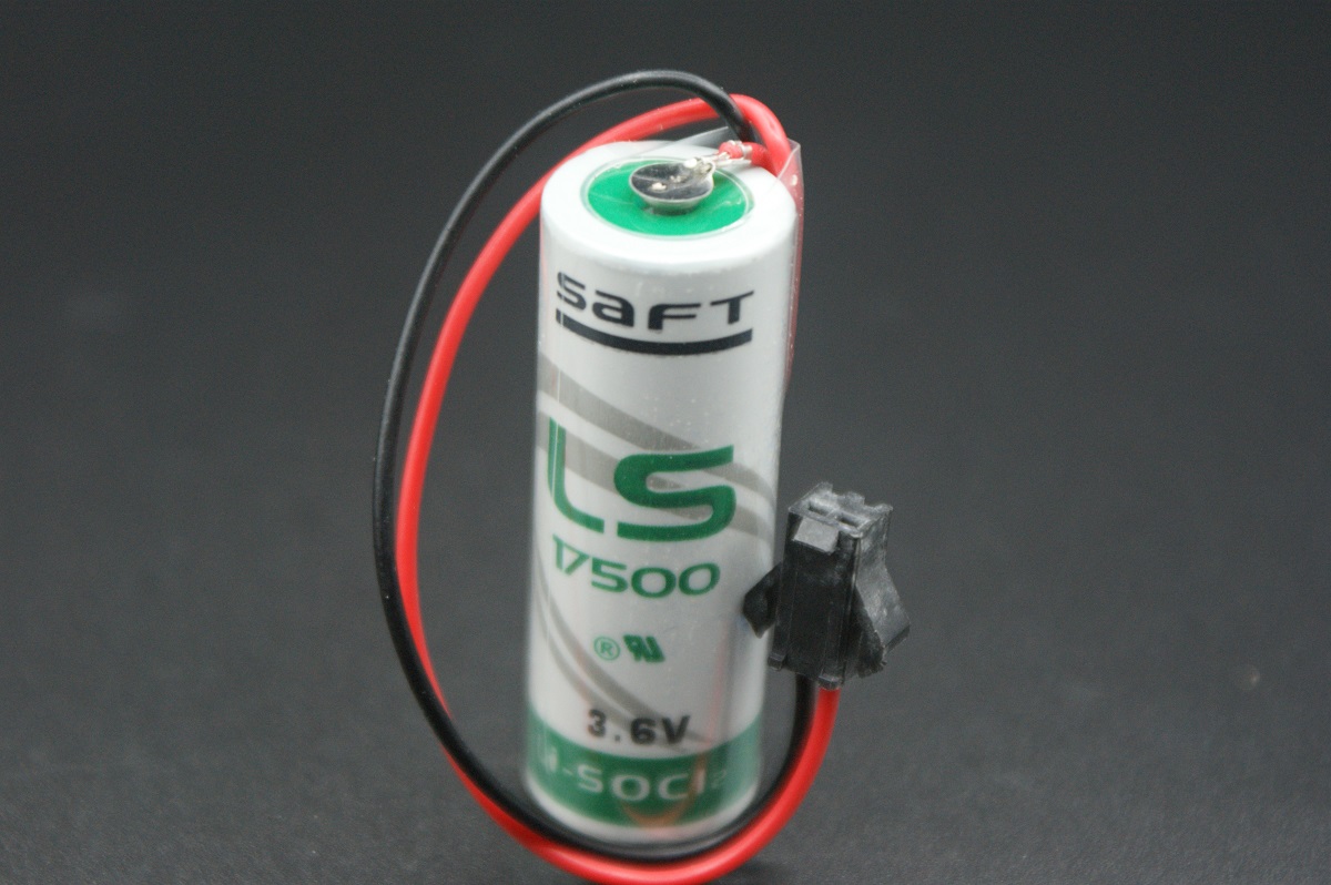 SAFT-LS17500                     Bateria Lithium 3.6V, 3600mAh, con conector negro