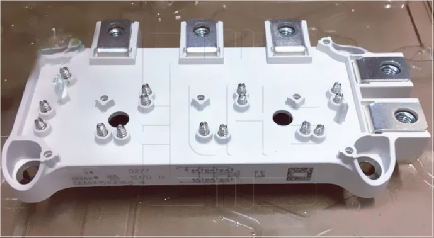 SEMIX151GD12E4S              MODULO IGBT SEMiX  150A, 1200V, 13 (138x71x17) SEMIKRON