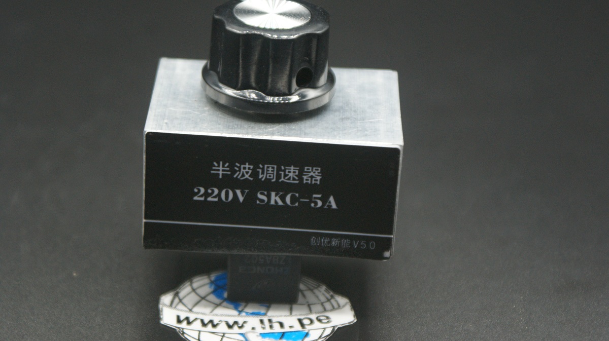 SKC-5A             Controlador de media onda, placa de vibración de SKC-5A, alimentador de máquina de tornillo de vibración, regulador de media onda, frecuencia de 50HZ