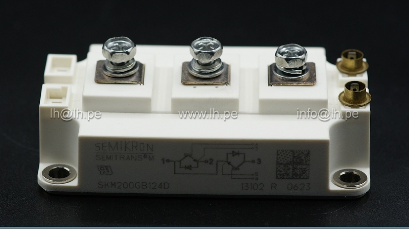 SKM200GB124D                 Modulo Semitrans 200A, 1200V MEDIDAS 61x106x30 mm, SEMIKRON
