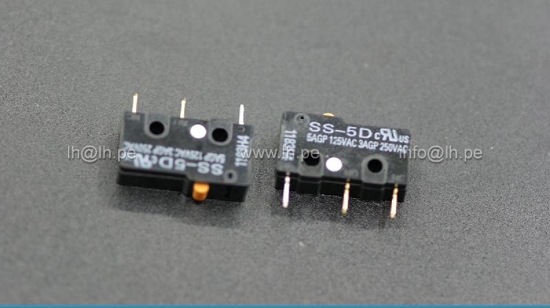 SS-5D                    Microconmutador SNAP ACTION, 5A/125VAC, SPDT, marca Omron