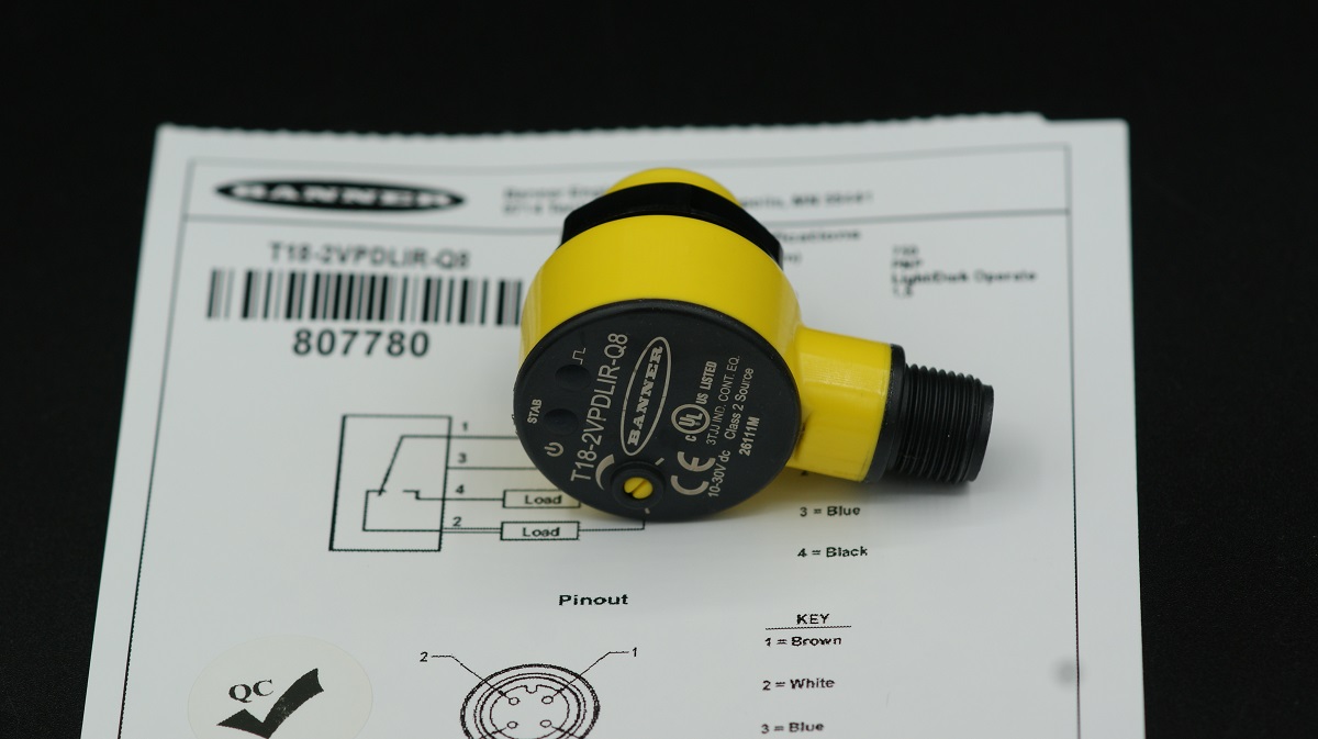T18-2VPDLIR-Q8                Sensor Diffuse Optical 29.528" (750mm) PNP - Dark-ON/Light-ON - Selectable, BALLUF