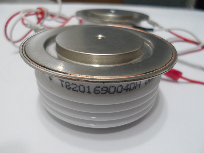 T820149004DH Discrete Thyristors - Phase Control