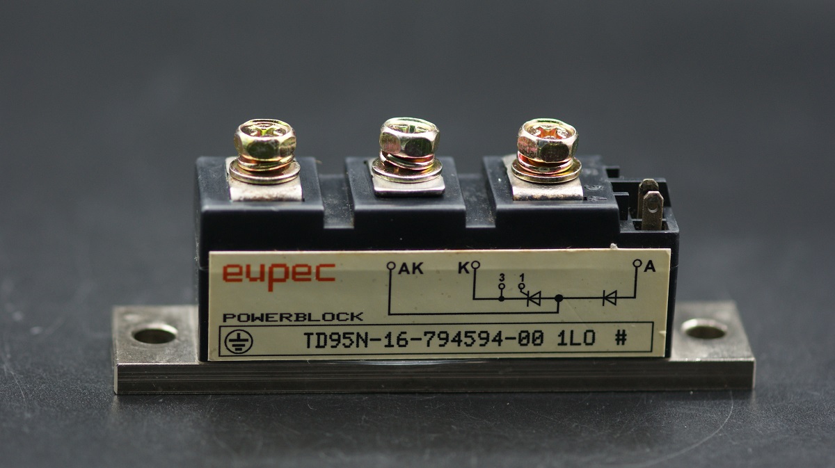 TD95N-16-794594-00 1L0 #             Modulo diodo thyristor 95A, 1600V, Eupec