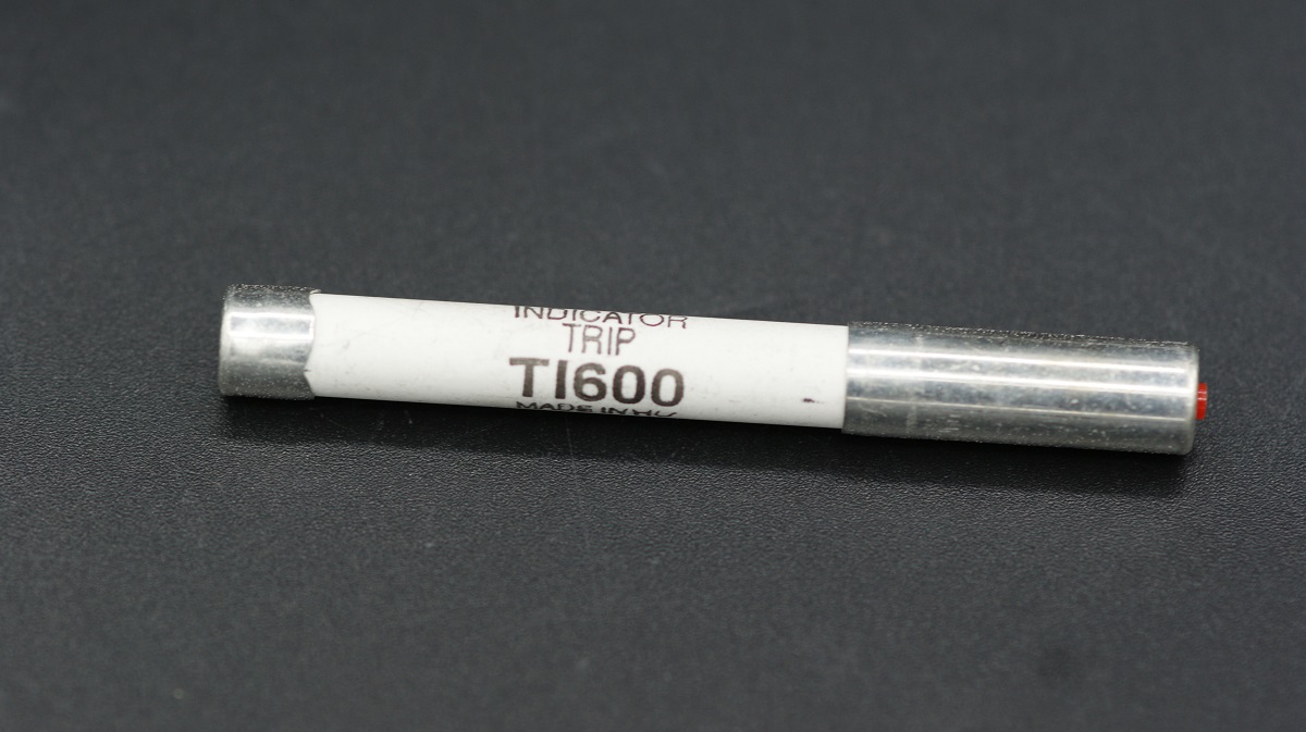 TI600              Trip Indicador para fusible Ultra Rapido 1.5A, AC600V, 6.4x38mm, EATON