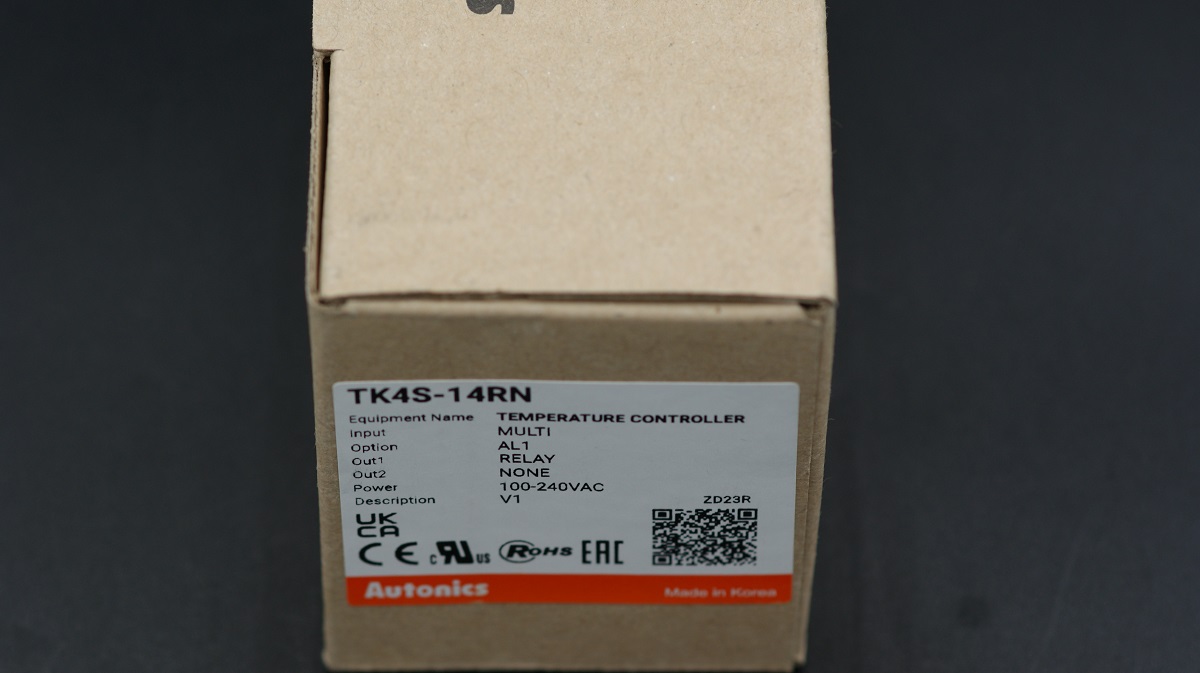 TK4S-14RN                     Modulo de automatización, regulador de temperatura, 100-240VAC, marca AUTONICS