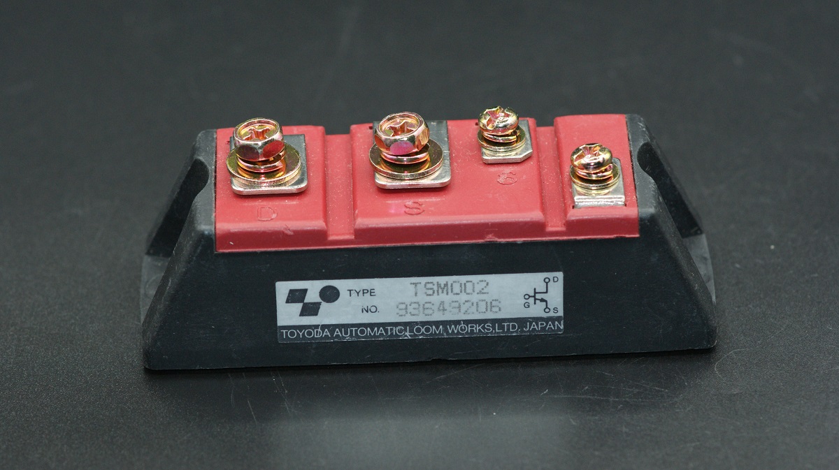 TSM002                  Módulo IGBT para Montacargas, tension 300V