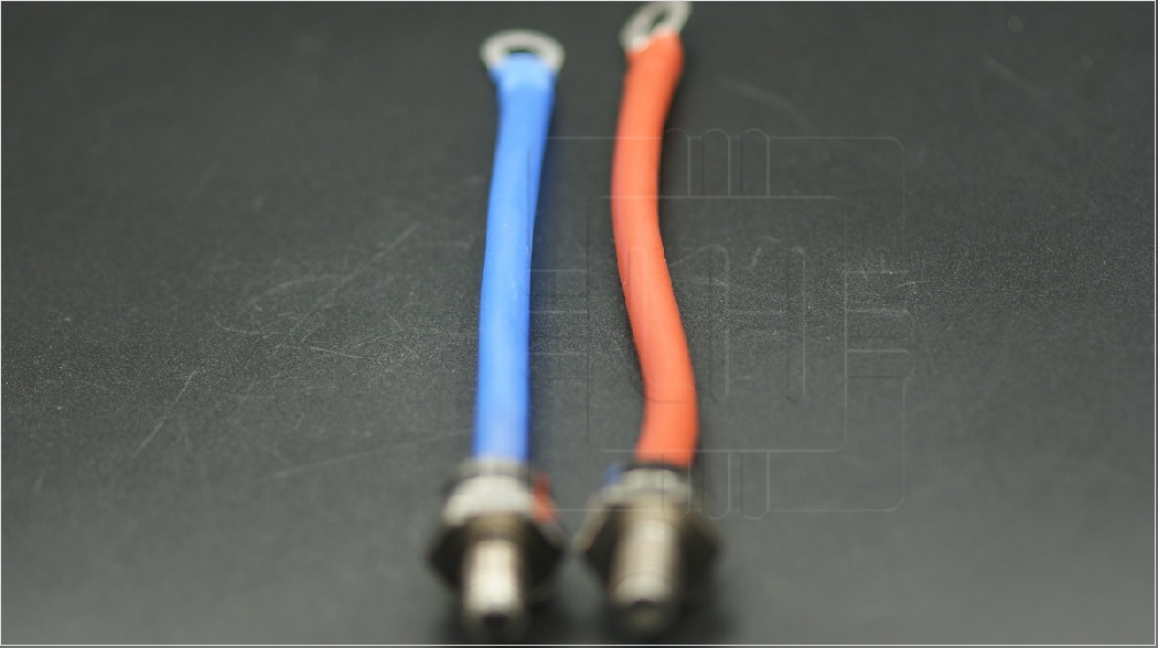 SKN70/16 SKR70/16              KIT Diodo rectificador; 72A, 1600V; anodo & katodo, en la tuerca; E12; M8; Marca: SEMIKRON
