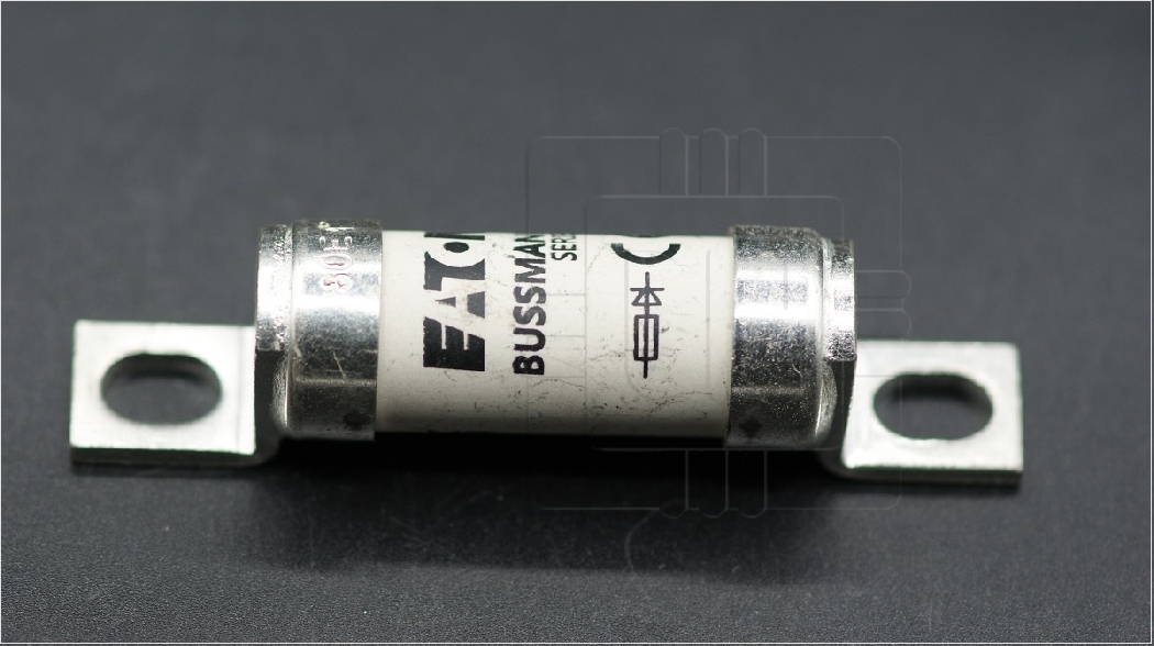 80ET            Fusible ultra rápido BS88:4, 80A, 690/700V, Marca EATON