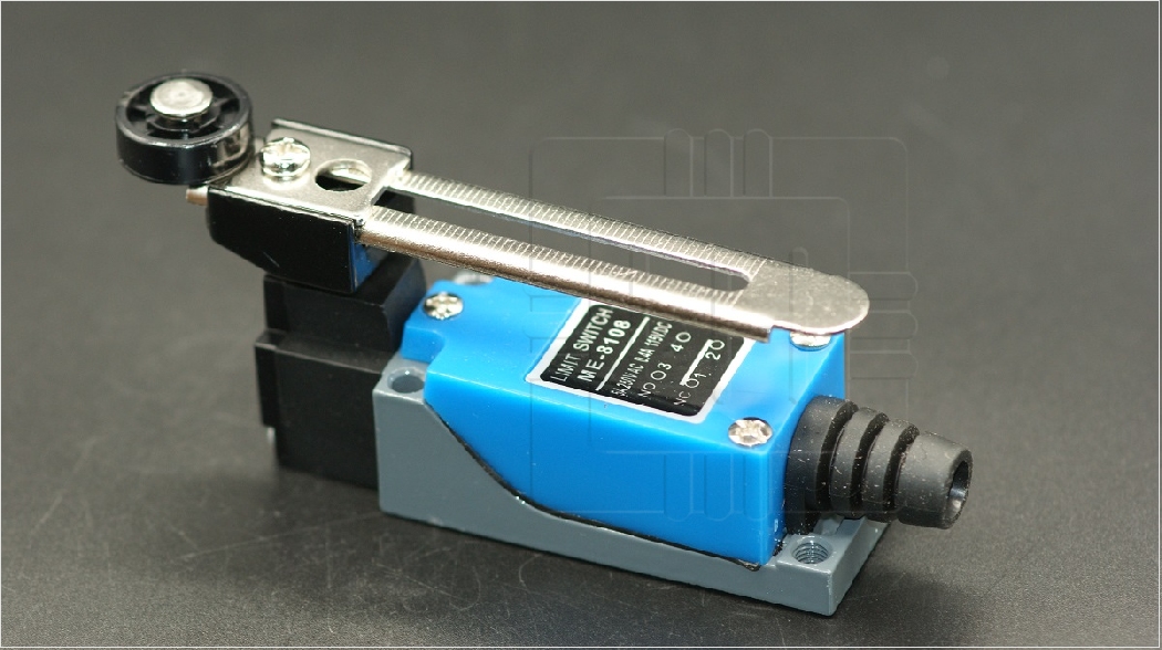 ME-8108                    Interruptor de límite de brazo de palanca de rodillo ajustable NC-NO CNC Mill Router